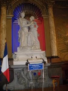 2019 04 04 CHEVALIER DE LA LEGION D HONNEUR A M. ERIC ESTEVE (29)
